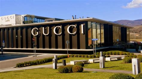 gucci nuove sedi toscana|Il cuore verde di Gucci: nascerà in Toscana il primo Circular Hub .